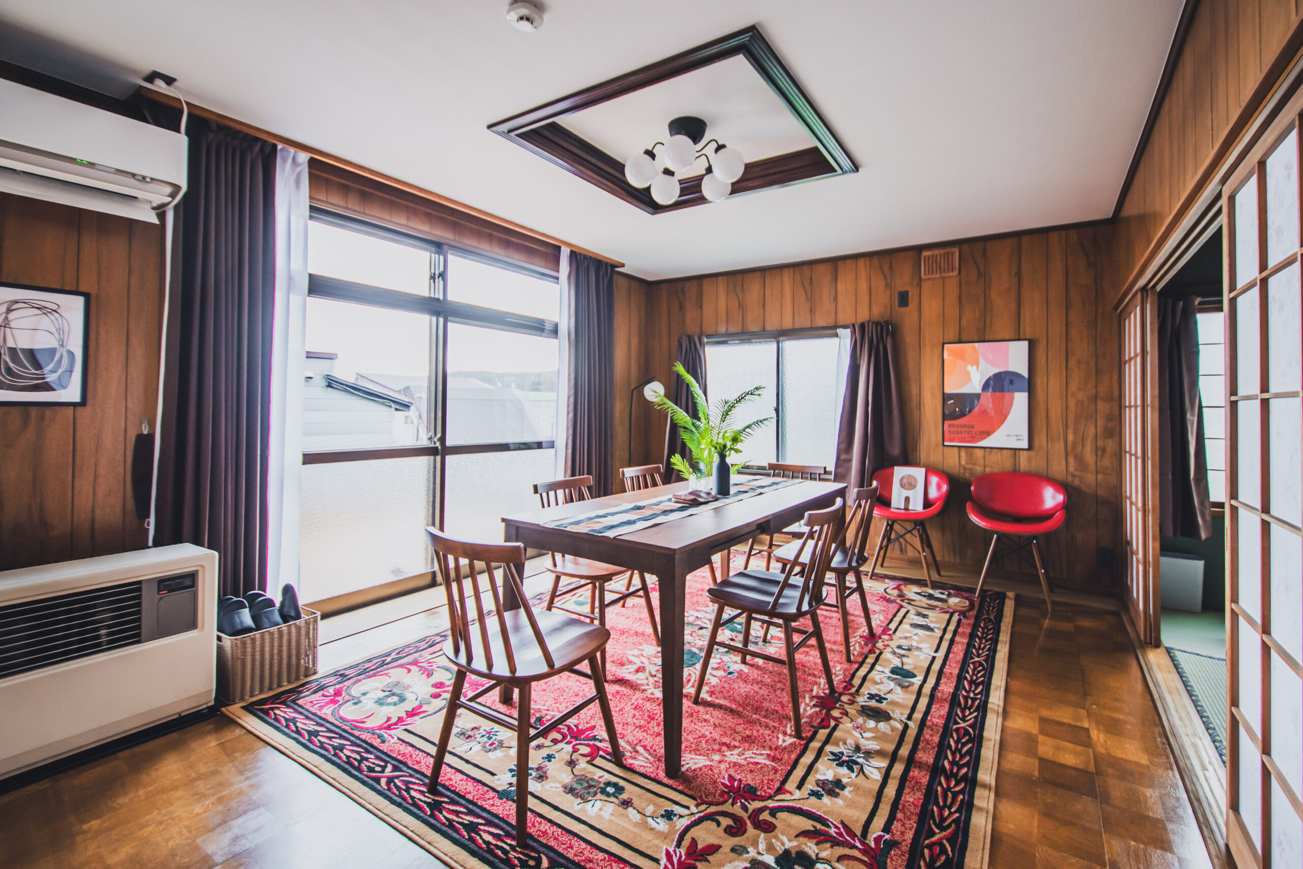 入船1Fダイニング 昼の写真